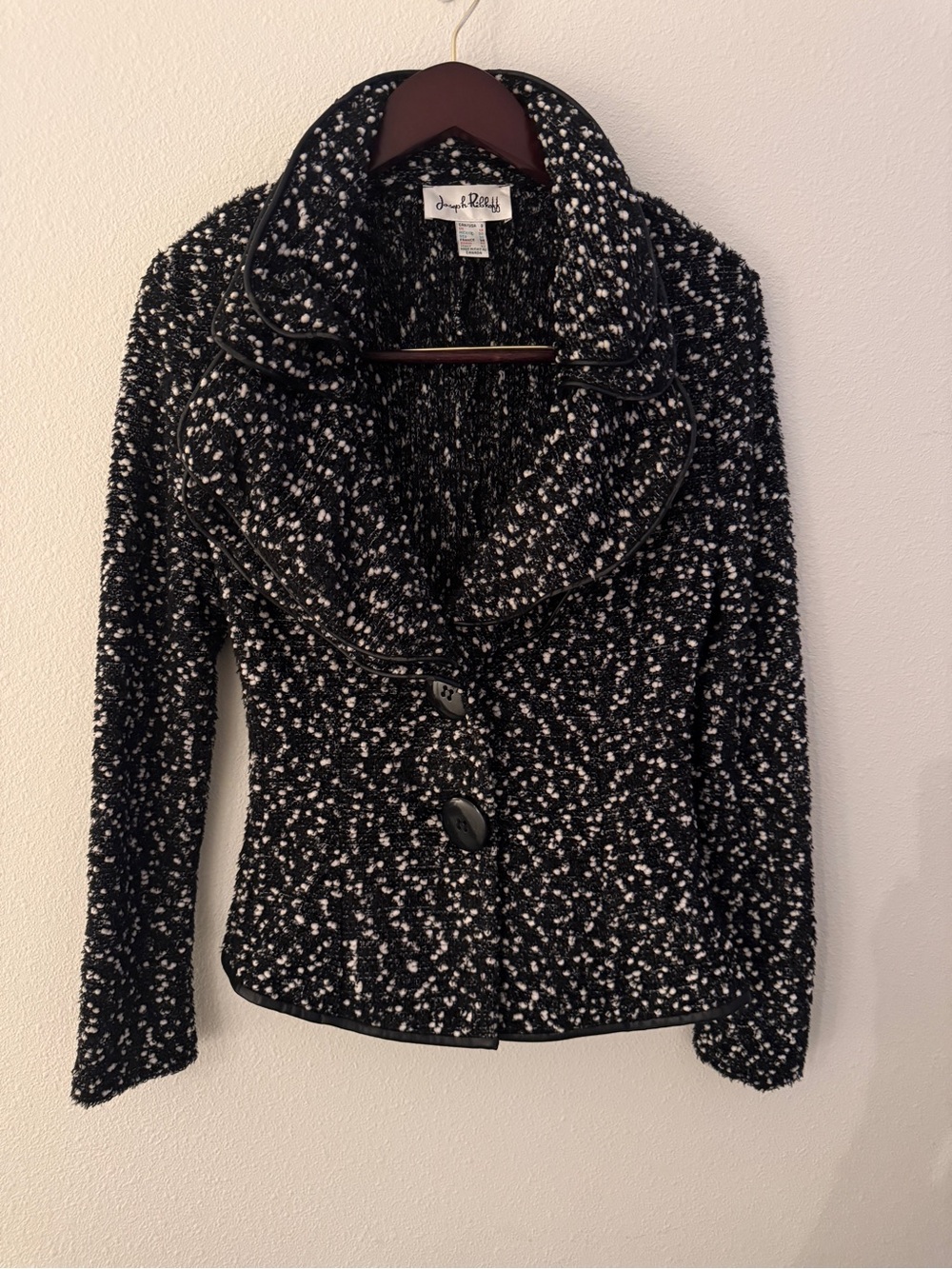 Joseph Ribkoff Bouclé Tweed Jacket Size 8 Black White Statement Collar Canada